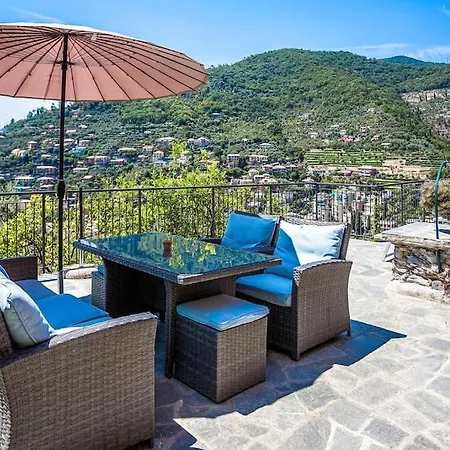 Cozy With Pool Villa Recco