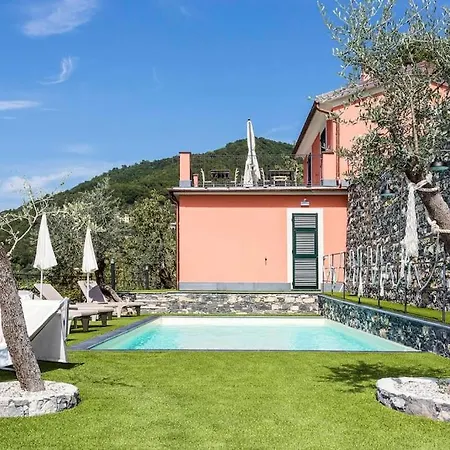 Cozy With Pool